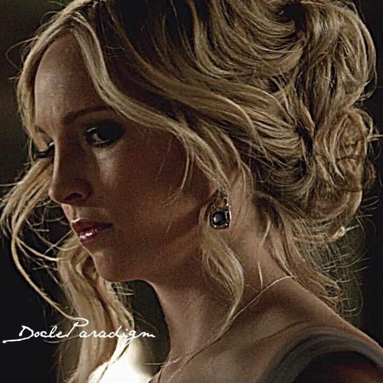 ⊹I was never the girl who thought I should look like all the other girls. I thought you simply look best when you stood out against the rest.⊹||Multi-SL|AU|S2||