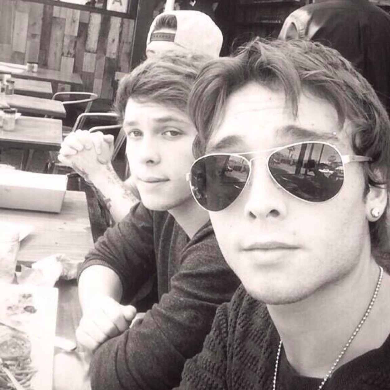 e3bigbunsbobby's profile picture. 