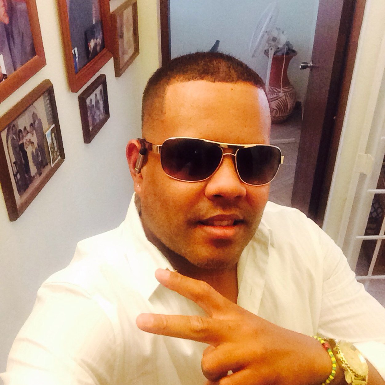 castrogeno's profile picture. 