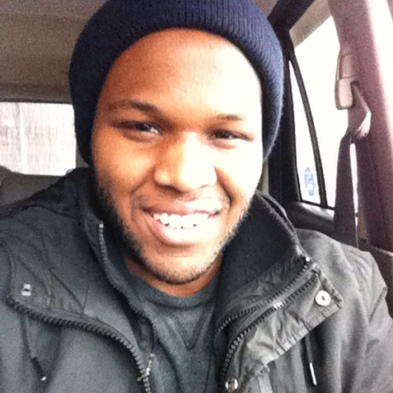 Funky music, hard knocks, critical thinking, and @apearshapedlady. BWC. Education student. φκψ 187