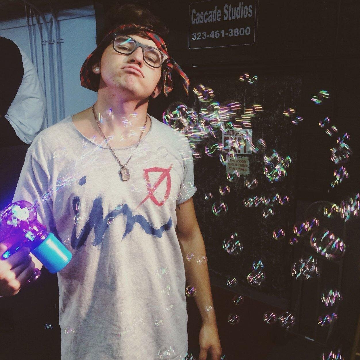 Livin in LA but I feel as if I'm always somewhere else in this world | ig ↠ @jccaylen