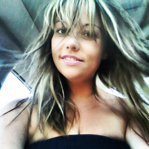 blu_stormy's profile picture. 