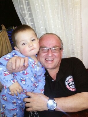 adrianleon276's profile picture. 