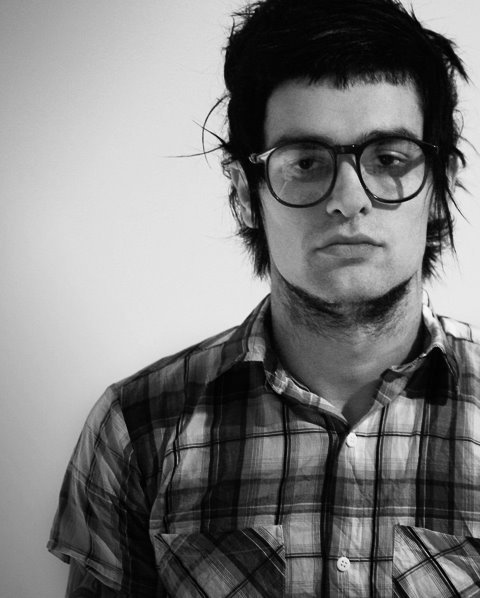 Aqui você encontra frases das músicas e do fotolog do @estebantavares.