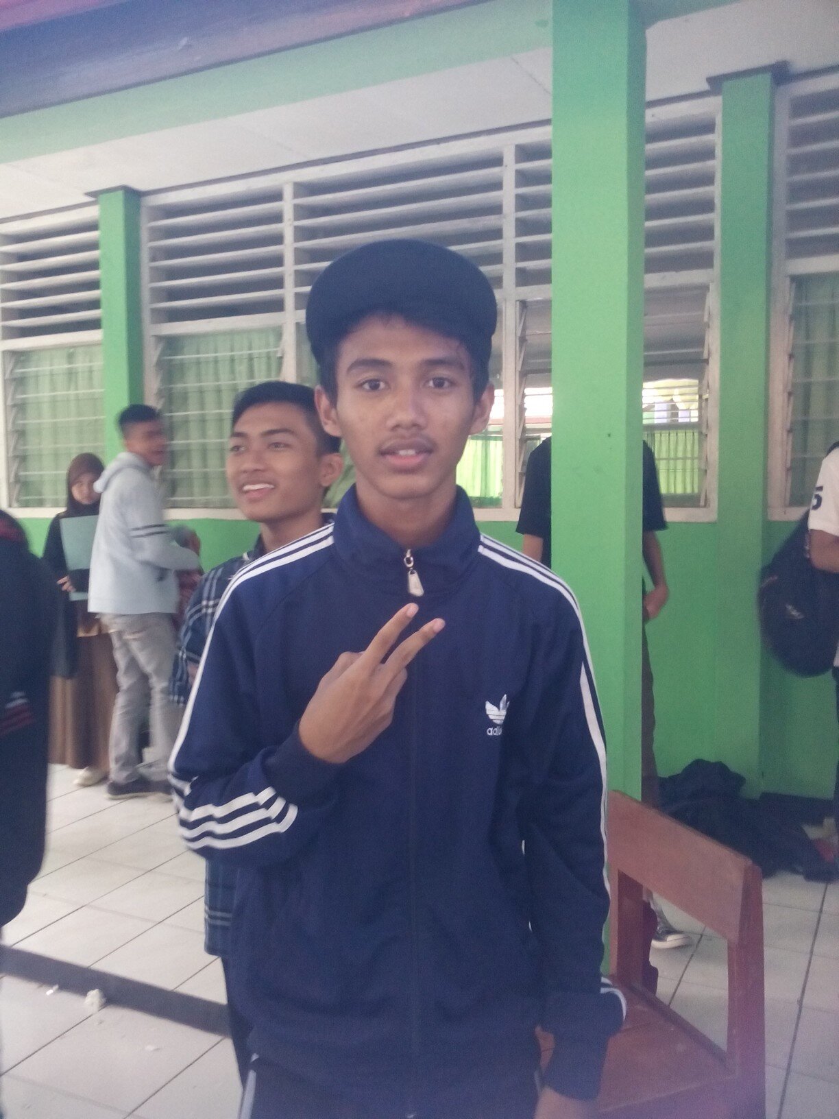 Hi, my name is Ody Hamri. Senior High School 1 Jonggol | my hobby are drawing ,playing music , and playing football ( UNO FC ) #Sitoplasma.