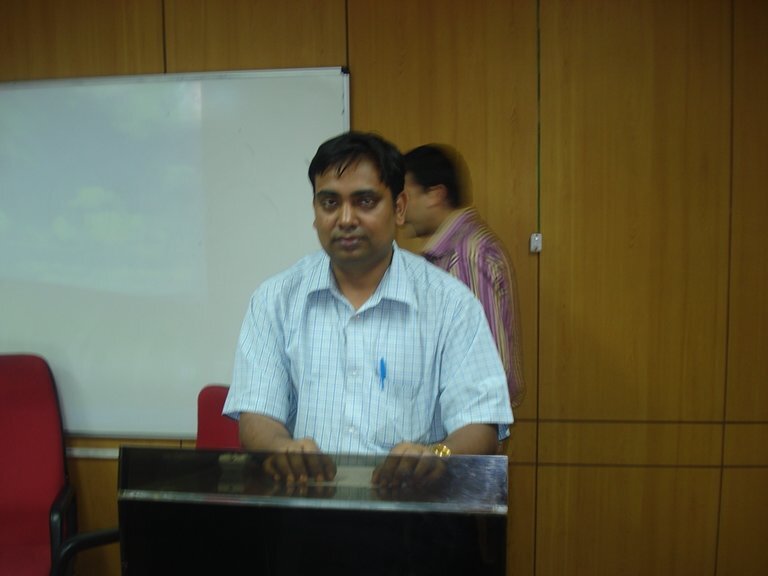 a graduate in phy working with psu bank, two different streem same as I am