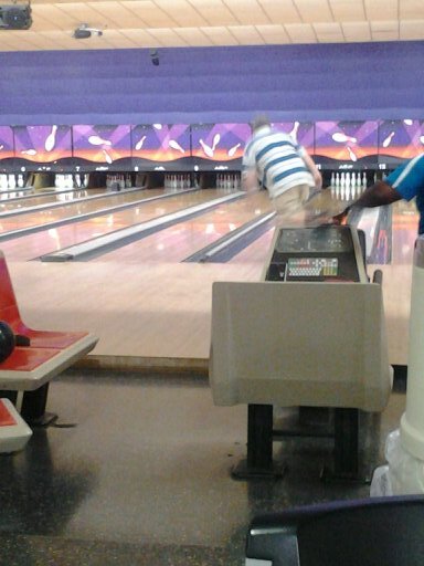 I am a hard working father of 3 children. love sports, weather, and spending time with my family.