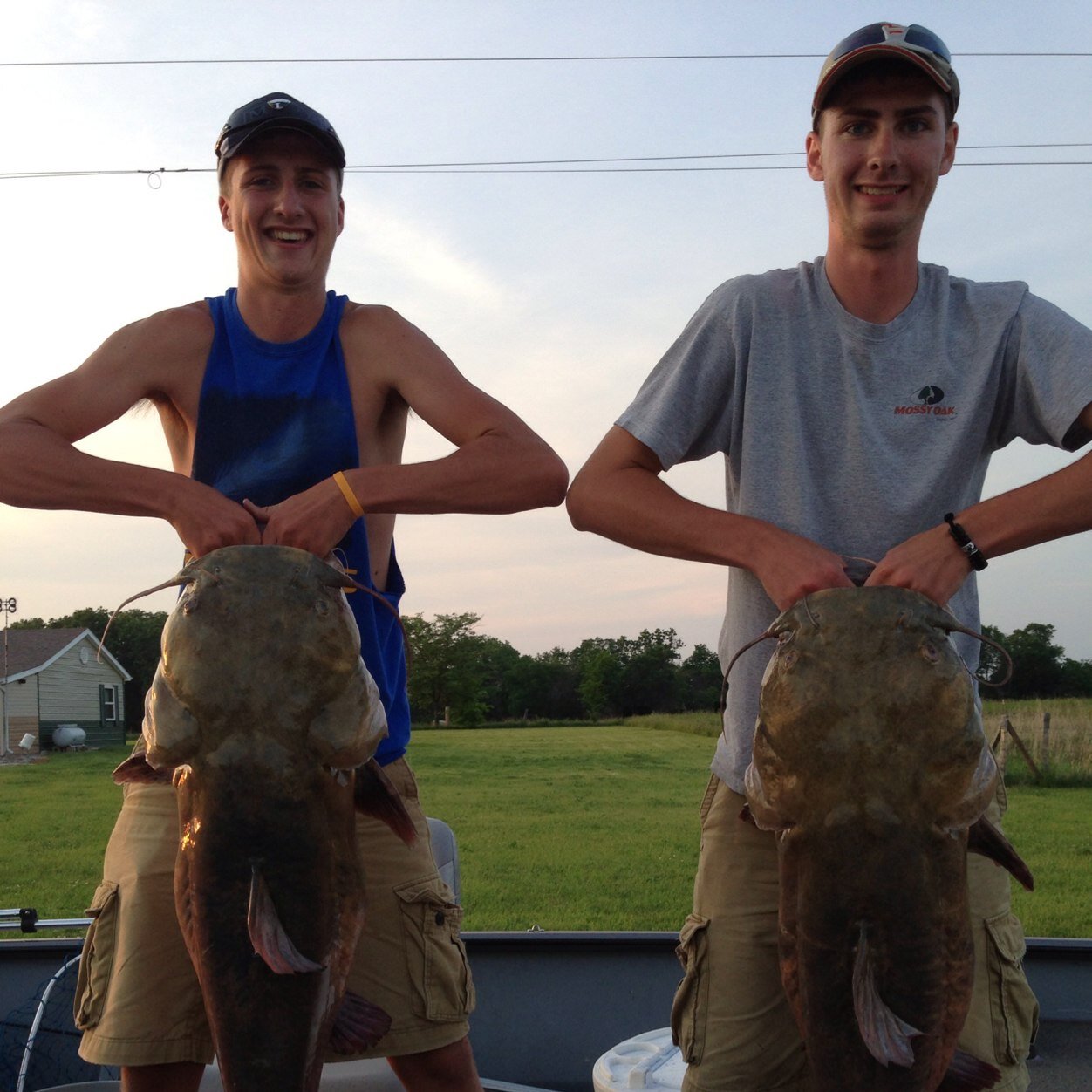 Like to party, hunt, fish, and blow shit up. Yee Yee!!