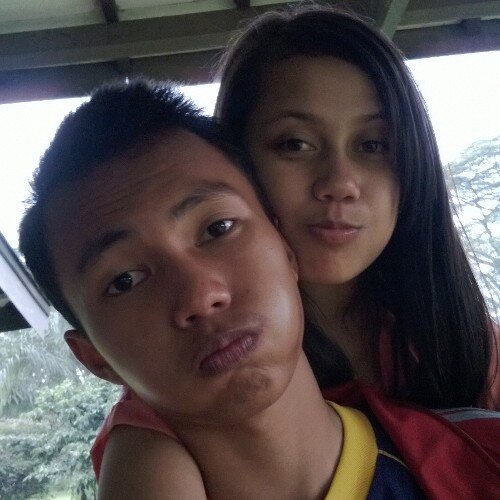 hieronimus emilianus deska nama panjang gw tpi lo semua bsa pangil gw Deska. Kp.sindang karsa rt1rw8 alamat rmh gw hoby gw football