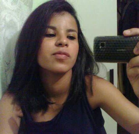 leticia_s_melo's profile picture. Money, must be funny in the rich man's world