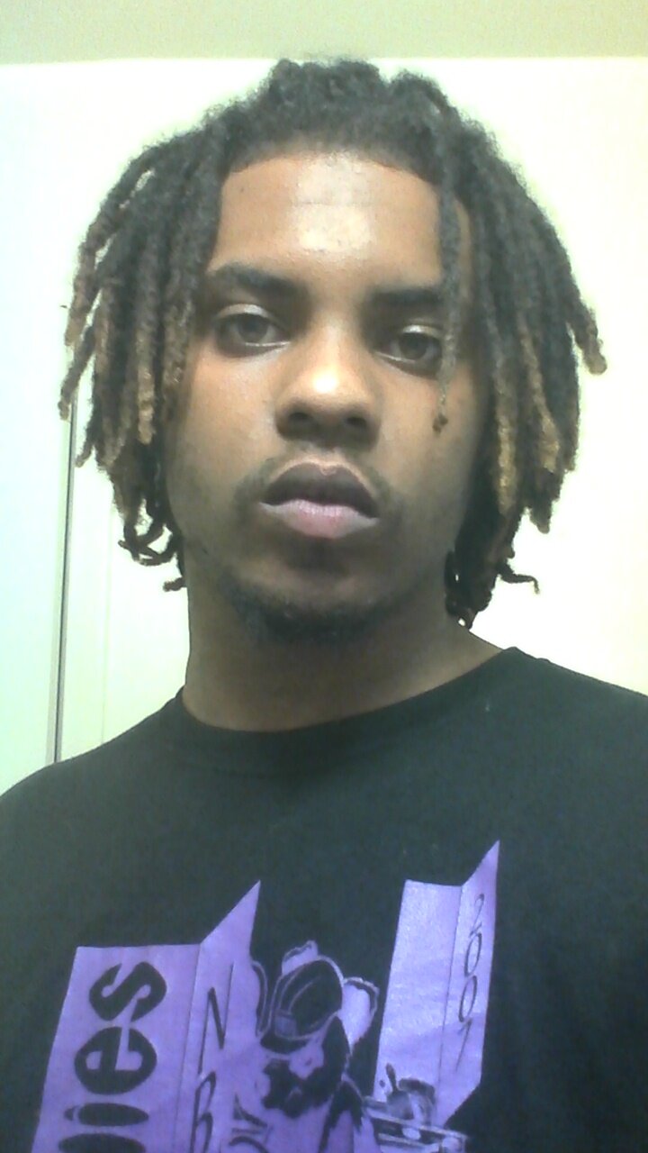 free all my niggas #kush addict #follow lil bitch