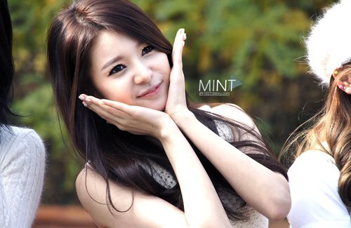 @KoreanRole_RP [RolePlayer of Jei Fiestar] [gatau? tanya mbah google :p ] @KR_BTSSuga ♥ ♥ [sisa bio ini hanya tuhan yang tau (•=•)]