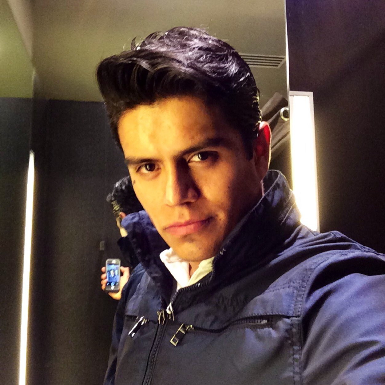 fco_xmn's profile picture. La informática surgió para resolver problemas que antes no existían y seguirá creando nuevos problemas que ella misma resolverá.