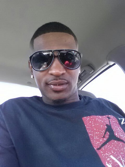 mobeezymo's profile picture. 