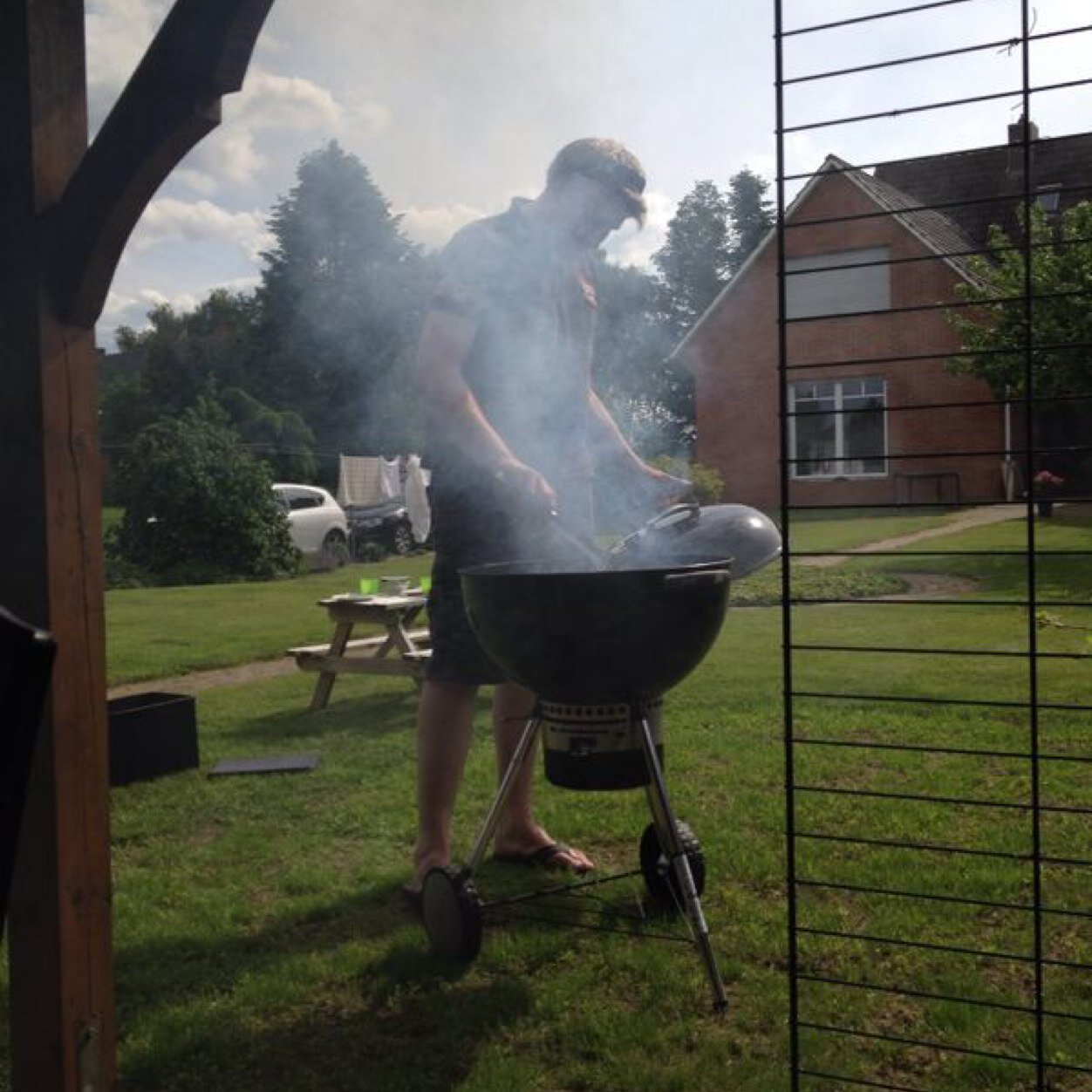 Professionele prutser, dj etherpiraat, monteur, BBQ GRILLMEISTER, snowboarden,chauffeur, #autorodeo