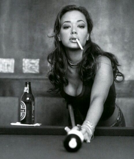 iplemezkiz's profile picture. Tavrımın seninle alakası yok! Ben prensip olarak hayatı sklemiyorum...