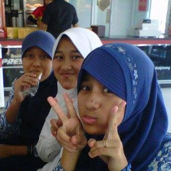 vera_agnaaa's profile picture. Bismillah!!