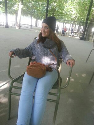 vale la pena luchar por lo q vale la pena tener(: