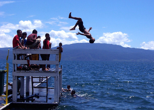 fchry's profile picture. 