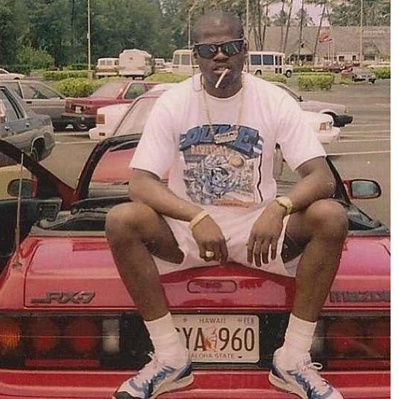 SMOKIN AND COOLIN. S/O to all my real niggaz out there!!! #teamsneakerhead #basketballisLife #clevelandnigga #bigtimesmoker #realhiphophead