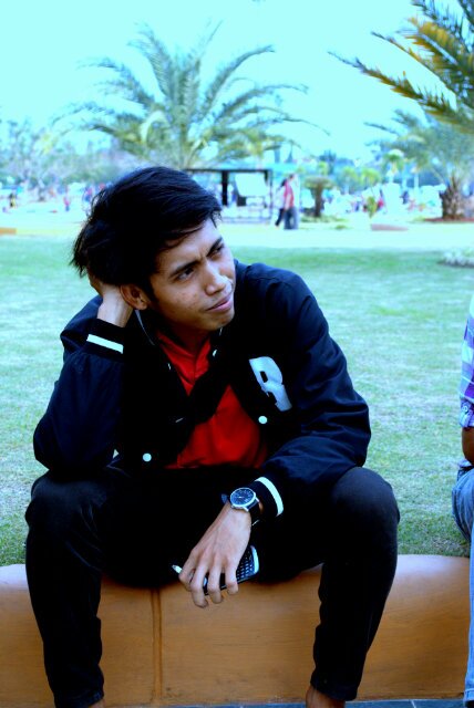 Rhyo_JR's profile picture. Apa guna y pacaran jika hanya untuk kepuasan sesaat dan merusak kehormatan wanita..