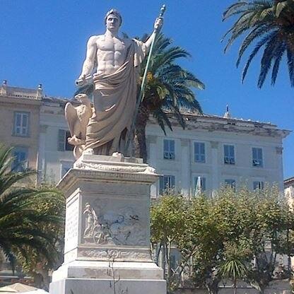 GuylParigow's profile picture. Histoire, politique, Paris, notre douce France partagez avec moi ces passions. Catholique social. https://t.co/g0voWV3gfa