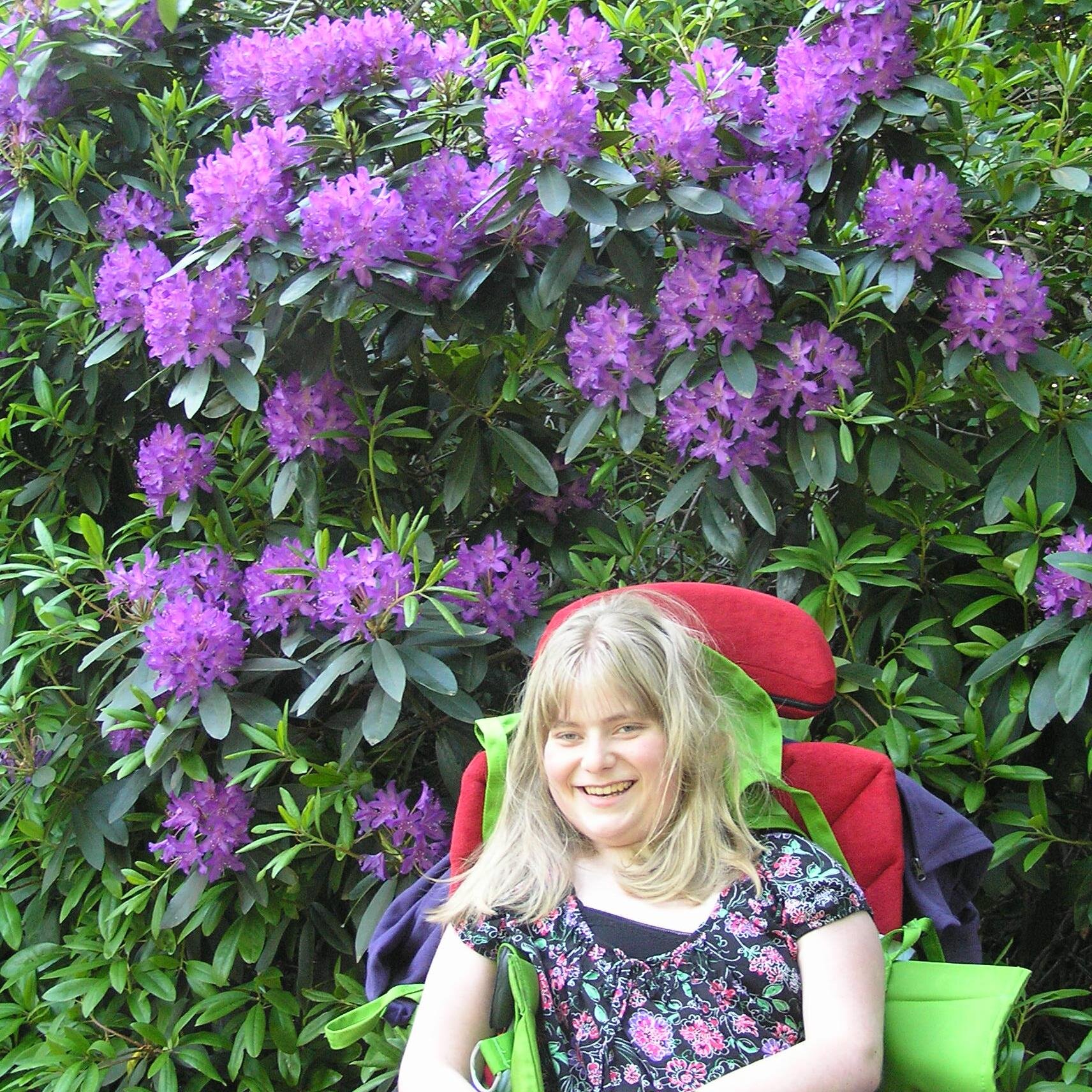 Cuddlebabe07's profile picture. Love Superstar Arts. Favourite singers: Sarah Brightman, Andrea Bocelli, Abba and  Faryl Smith  Favourite authours: CS Lewis and Roald Dahl