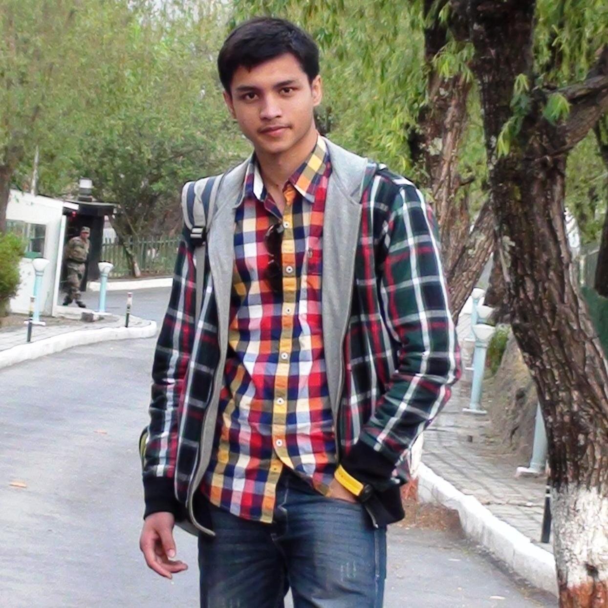 not new to twitter..but amateur ;-)