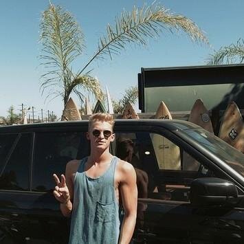 lovingggsimpson's profile picture. Loving the boy from down under