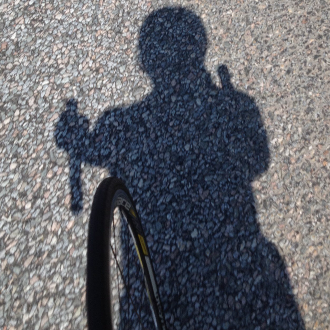 Twittrar om löpning, längdskidåkning, cykling/mtb, husbilsresor och annat som förgyller vardagen.