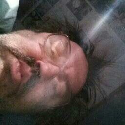 beejnewton46's profile picture. beekeeper 38 years