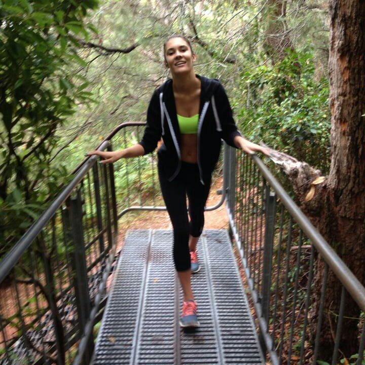 Elise. 17. Sydney, Australia