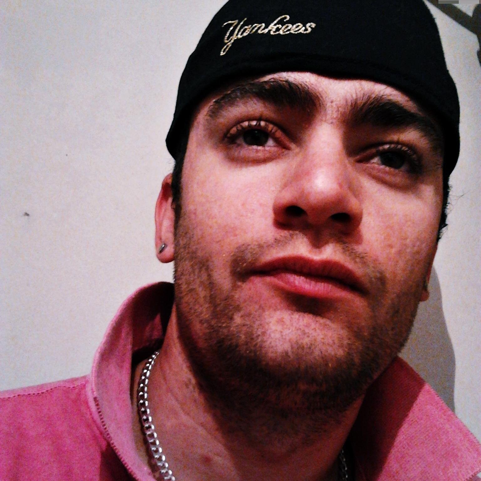 Siga-me os bons! Entrem sigam, e sigam felizes! '')