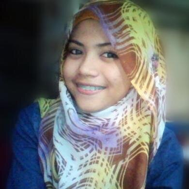 EDwiyana's profile picture. Make my parents proud... aamiin...