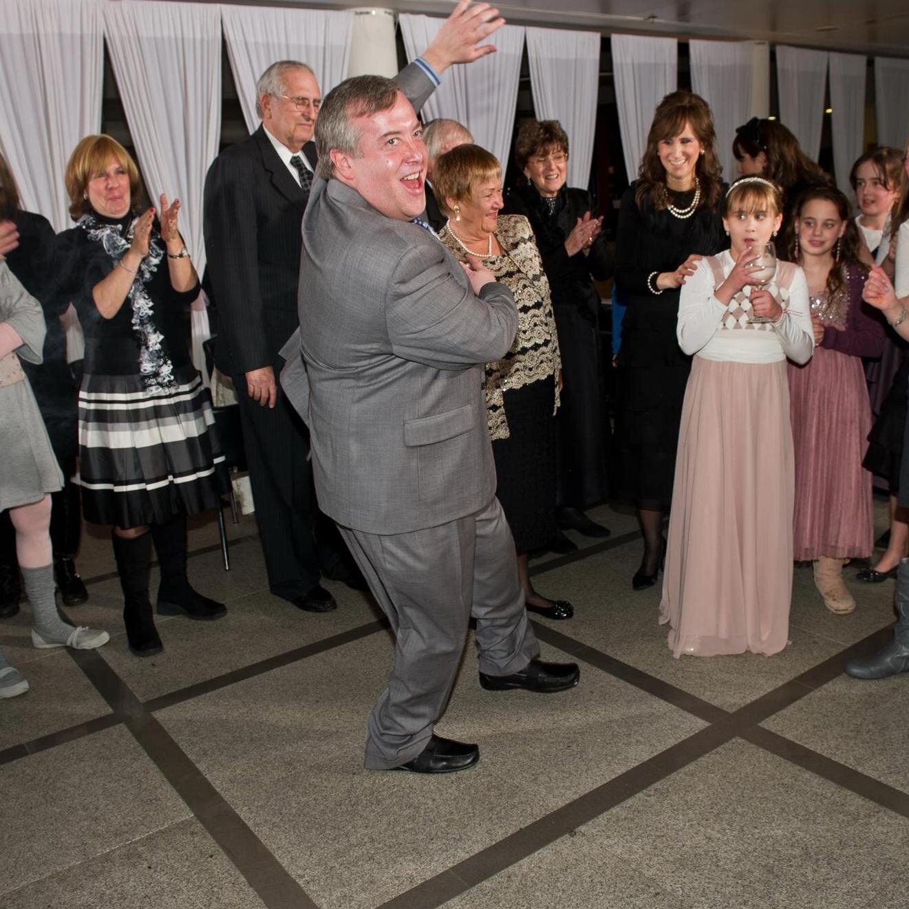 ronjkatz's profile picture. The PIG of Wall Street - Free Stock Picks