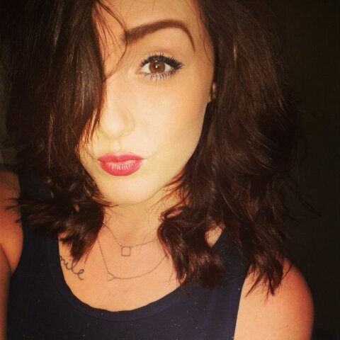 HillChimaine's profile picture. ● 18 ●    snapchat  chimaine-hill... instagram  chimainehill