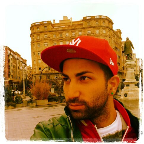 instagram: @el_tron_