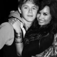 Ela é minha Vida, e sem ela não sou nada! nunca desista de seu Sonho!.Directioner Lovatic Belieber Selenator KatyCat Smiler Sempre