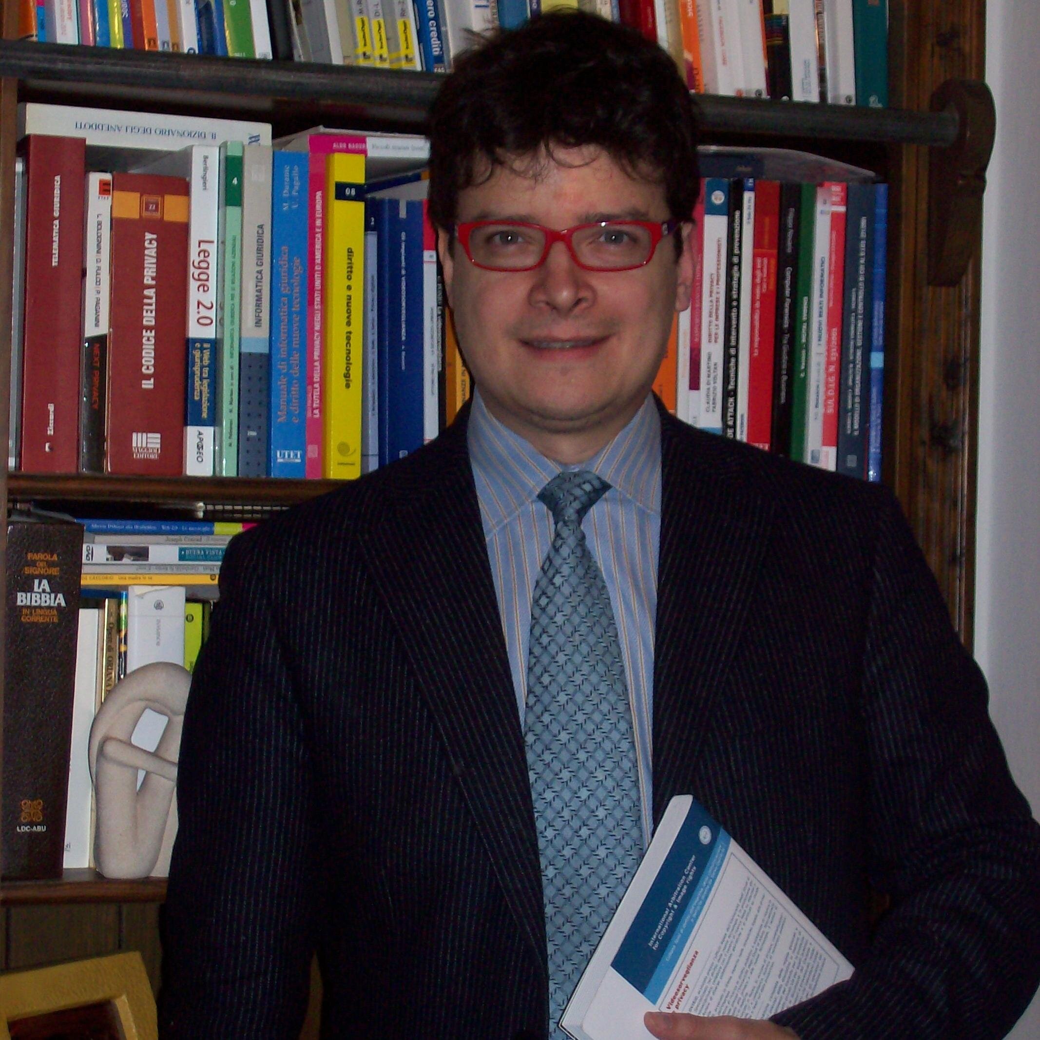 giurista, esperto di privacy,blogger, fellow del Centro Nexa, direttore Centro studi di Informatica Giuridica di Ivrea-Torino