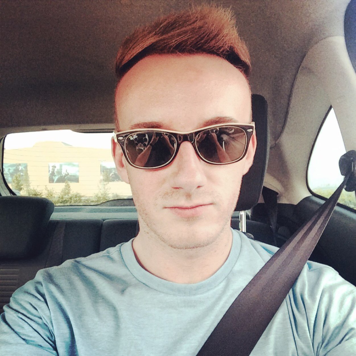 thom_obrien's profile picture. thom, 32 year old teacher, ok gogogo!