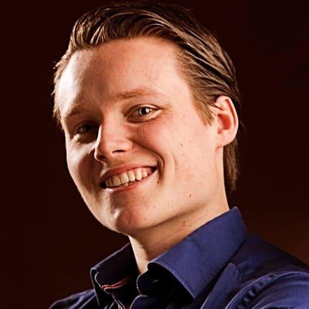 RicusMaximus's profile picture. Software Engineer at Capgemini ⭐ UI / UX Designer & Front-End Developer ⭐VR enthusiast ⭐ Lifelong learner