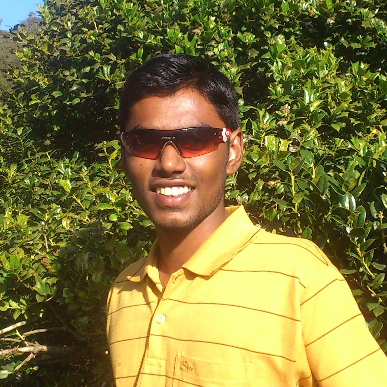 Hardworker..philanthropist..pessimist sum times...n the world's richest man       {comin soon} [Entrepreneur]