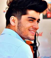 i am a fan of 1d. directioner . love playing baseball!!!!!!.