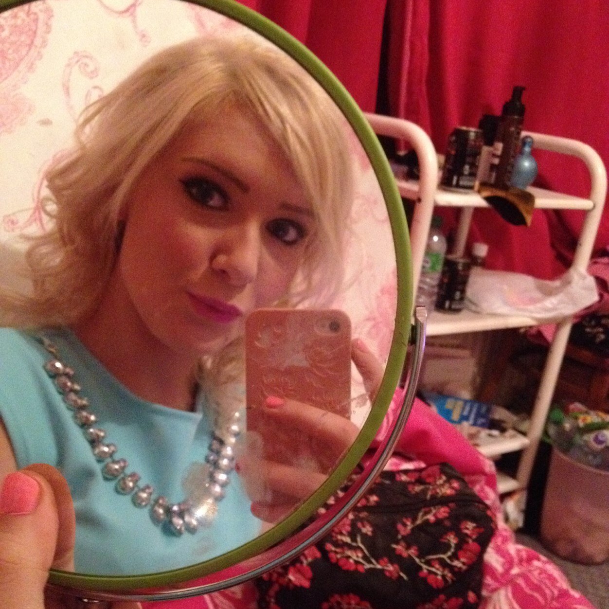 BethanyIneson's profile picture. 