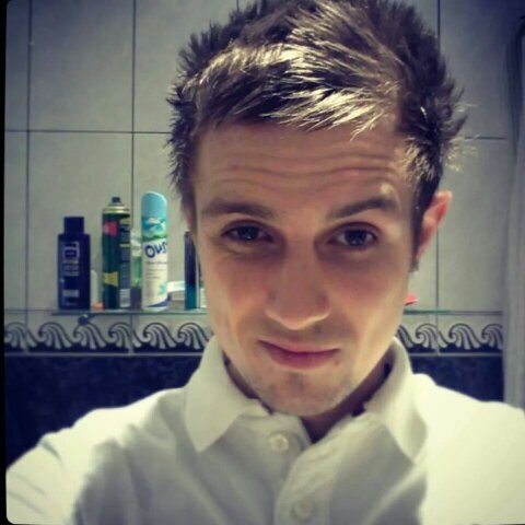 ChrisyCj's profile picture. ☆Live for the weekend☆                                         Instagram - Insta_guyy