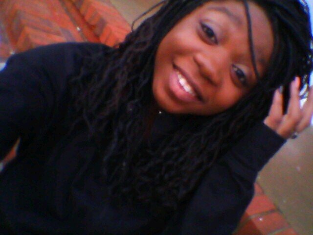 follow me i follow back. im short and cute! im a real person so don't fwm if you fake.follow me on IG: luh_datdat and add me on kik: lovers_only