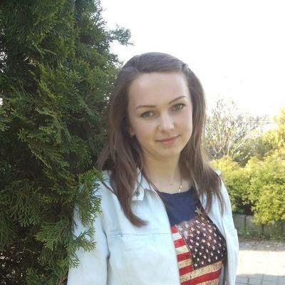Приветствую всех. Как человек я довольно интересная. Пытаюсь жить весело. Нравится говорить.