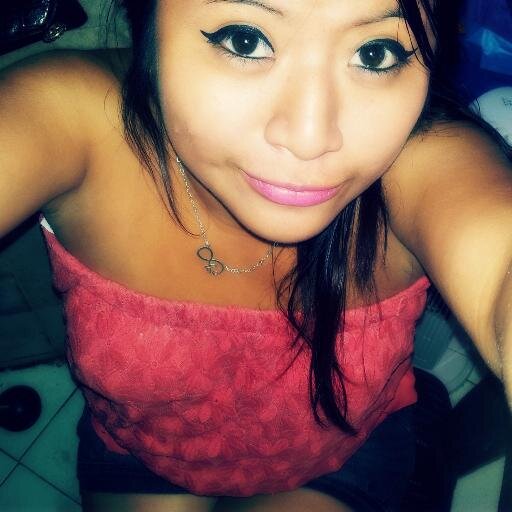 AnniVioleta's profile picture. Soi Mal Pensada, Me Gusta Hacer Ridiculeces, Puedo Ser Simpática o Insoportable.♡ Puedo Odiar o Encariñarme Rápido.. Soi Celosa&Berrinchuda♥ Amo a Chiqi Didii∞♡