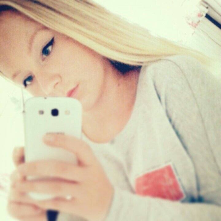 ik hou van je babe, m'n liefste nichtje kus Quinty
