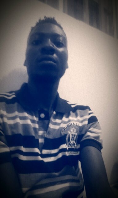 I'm  a footballer and I can play from any wing @mid-field 10,4,8 or 5